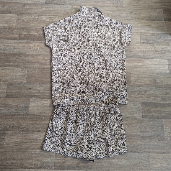 NWOT Apt 9 Leopard Print Matching Pajamas Set Short Sleeve and Shorts Size Small - Picture 2 of 4